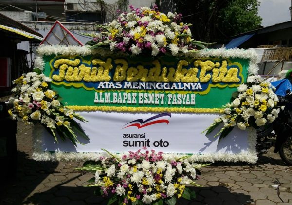 bunga duka, bunga duka cita murah di bandung, bunga papan bandung, Bunga Papan Turut Berduka Cita Bandung, Duka cita bunga, duka cita di bandung, duka cita murah, duka cita murah bandung, karangan bunga duka cita, karangan dukacita, krans duka cita, Papan bunga bandung, rangkaian duka.