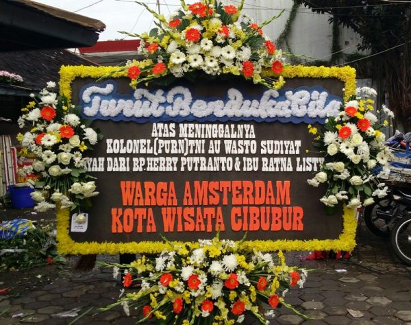 bunga duka, bunga duka cita murah di bandung, bunga papan bandung, Bunga Papan Turut Berduka Cita Bandung, Duka cita bunga, duka cita di bandung, duka cita murah, duka cita murah bandung, karangan bunga duka cita, karangan dukacita, krans duka cita, Papan bunga bandung, rangkaian duka.