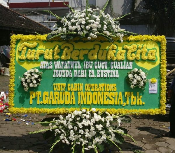 bunga duka, bunga duka cita murah di bandung, bunga papan bandung, Bunga Papan Turut Berduka Cita Bandung, Duka cita bunga, duka cita di bandung, duka cita murah, duka cita murah bandung, karangan bunga duka cita, karangan dukacita, krans duka cita, Papan bunga bandung, rangkaian duka.
